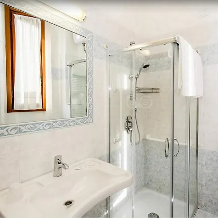 Leopolda Hotel