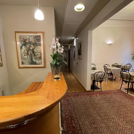 Leopolda Hotel 3*