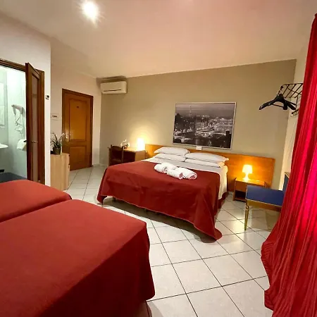 Leopolda Hotel 3*