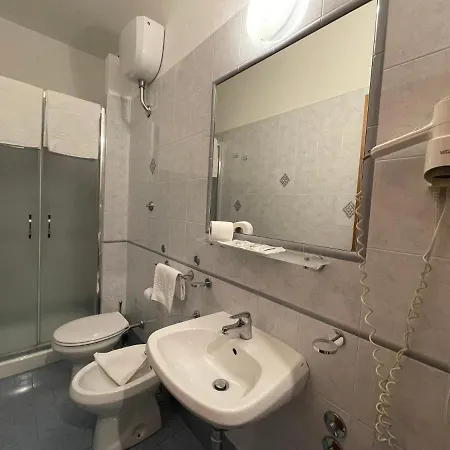 Hotel Leopolda Florence