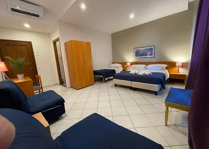 Hotel Leopolda 3*